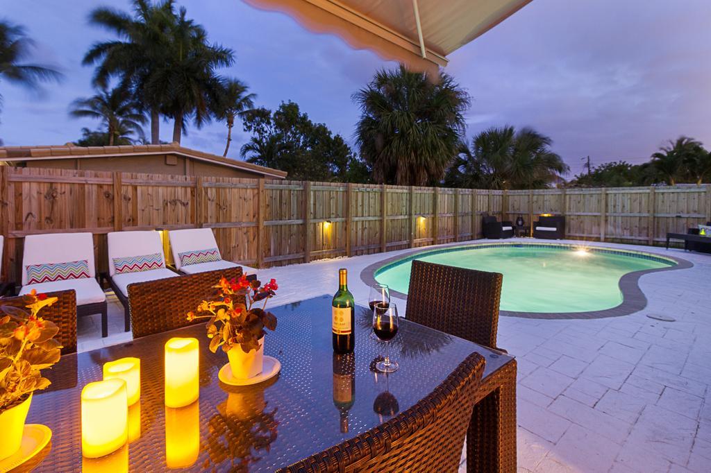 Beachway Per Ankh Pompano Beach Exterior photo