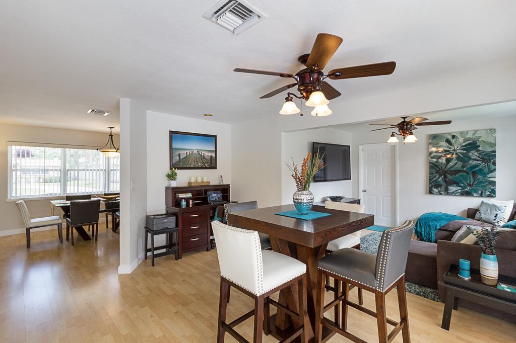 Beachway Per Ankh Pompano Beach Exterior photo