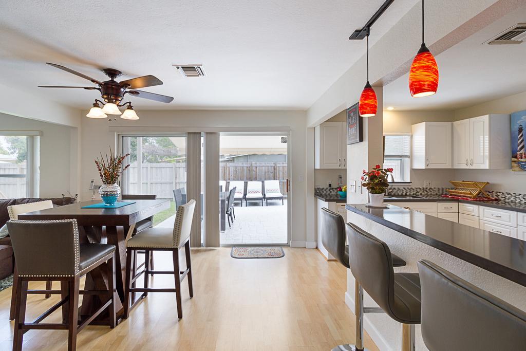 Beachway Per Ankh Pompano Beach Exterior photo